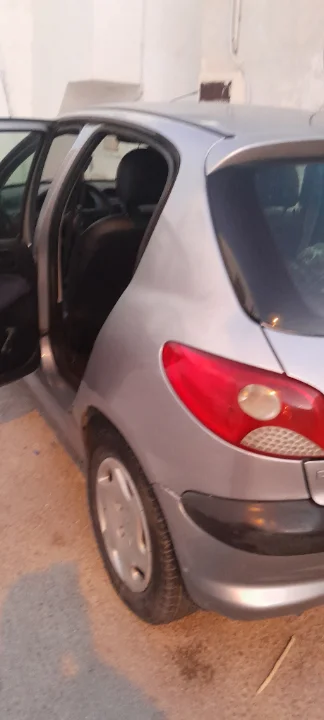 Peugeot 206 - Photo 2