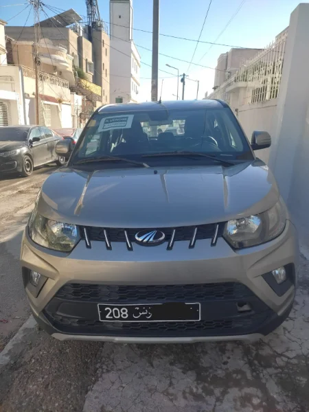 Mahindra Kuv 100 2018 Essence