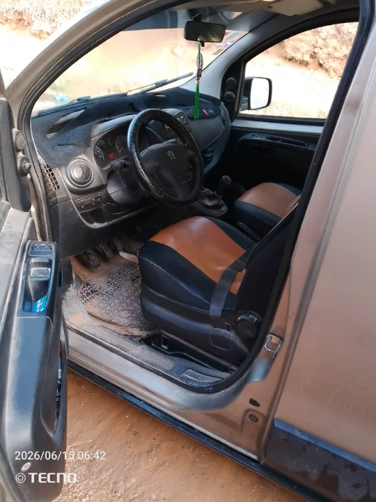 Peugeot Bipper Tepee - Photo 2
