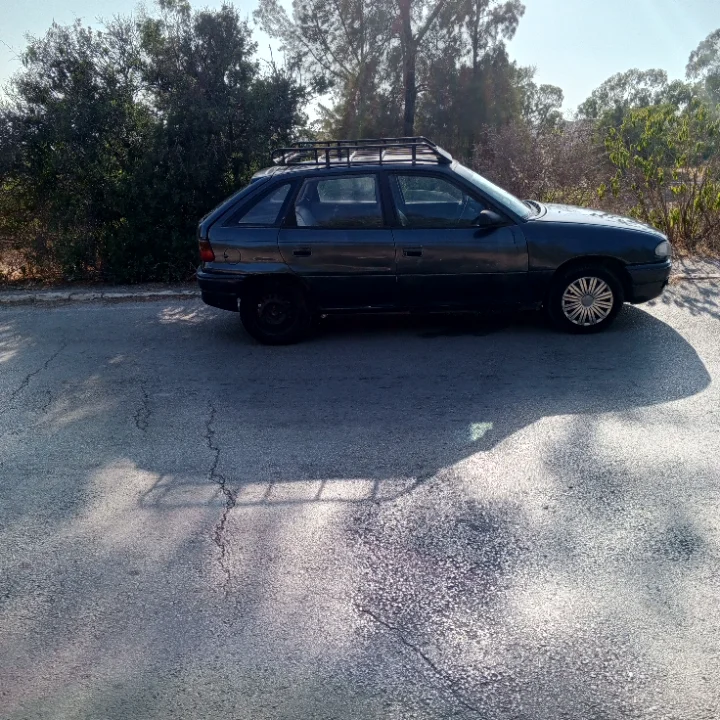 Opel Astra - Photo 8