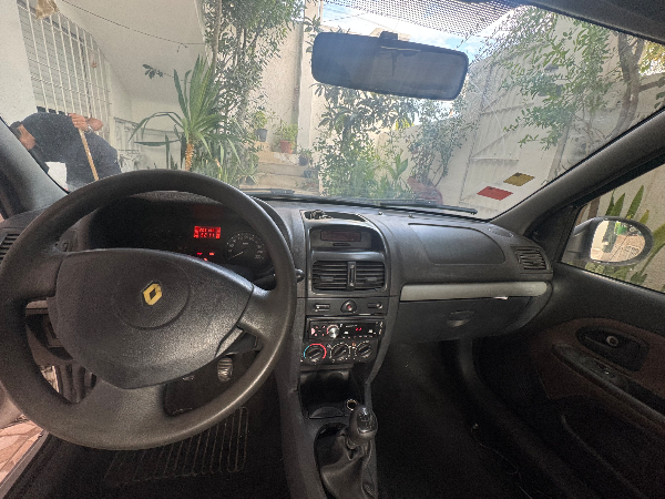 Renault Clio - Photo 6