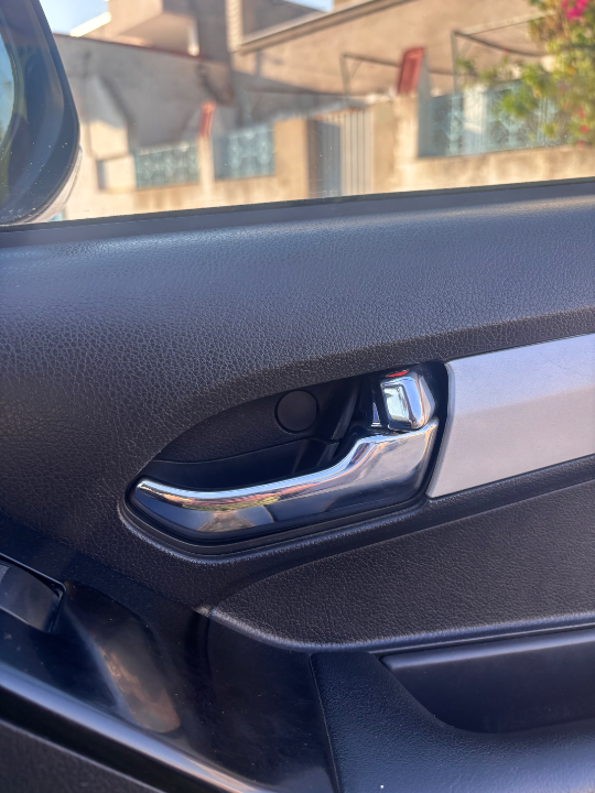 Isuzu D MAX - Photo 2