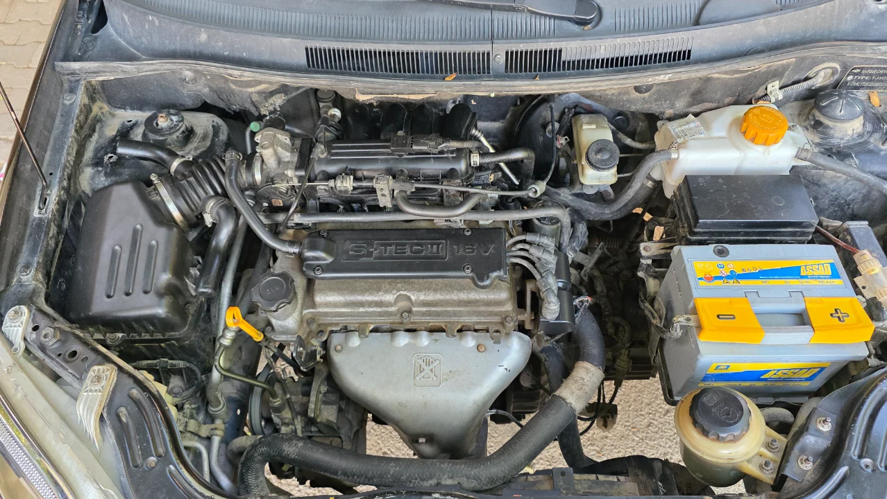 Chevrolet AVEO - Photo 4