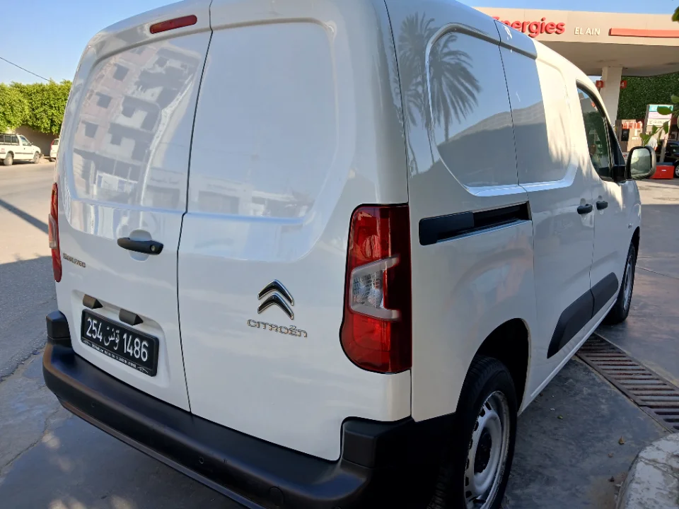 Citroen BERLINGO - Photo 6