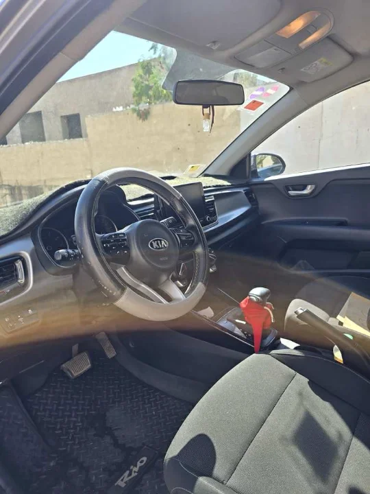 Kia RIO - Photo 6