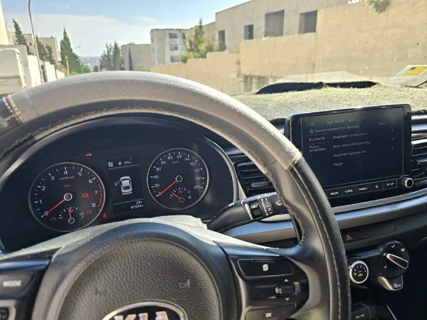 Kia RIO - Photo 3