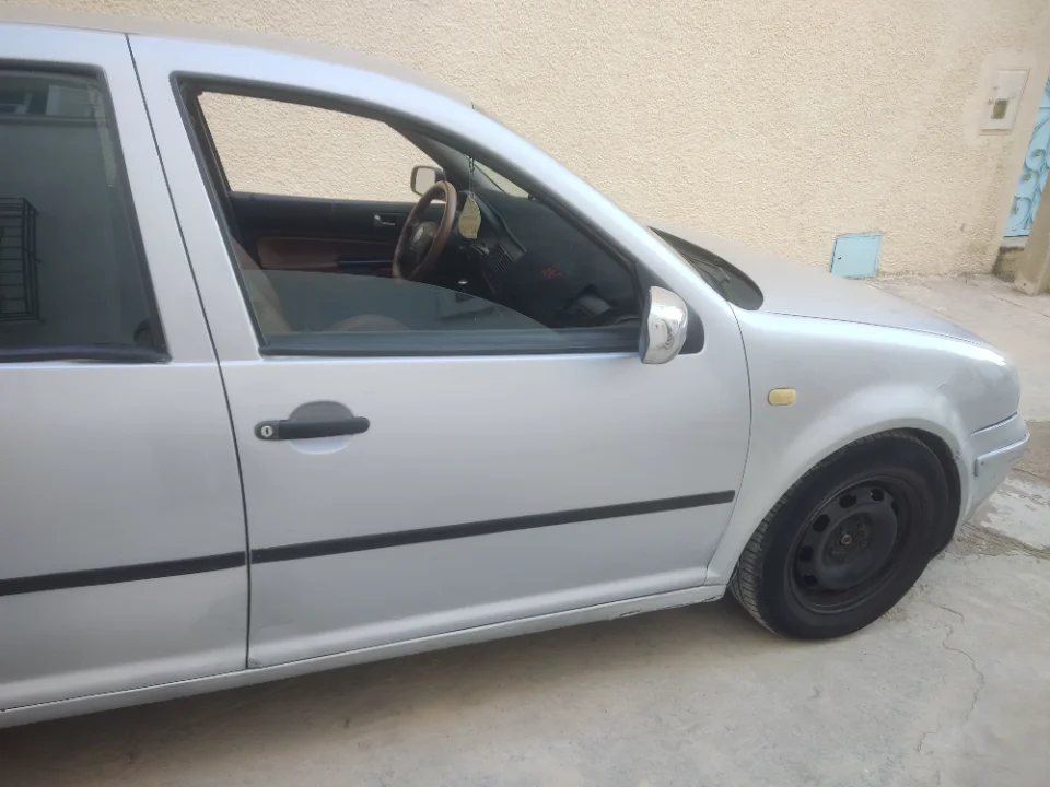 Volkswagen Golf - Photo 4