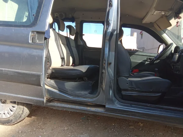 Citroen BERLINGO - Photo 2