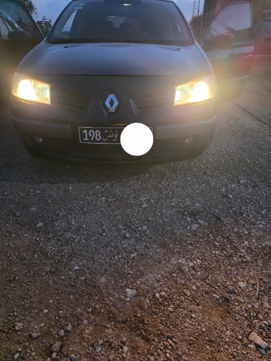 Renault Megane - Photo 6