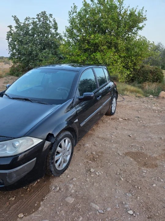 Renault Megane - Photo 3