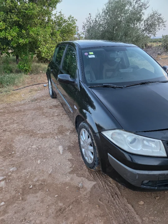 Renault Megane - Photo 2