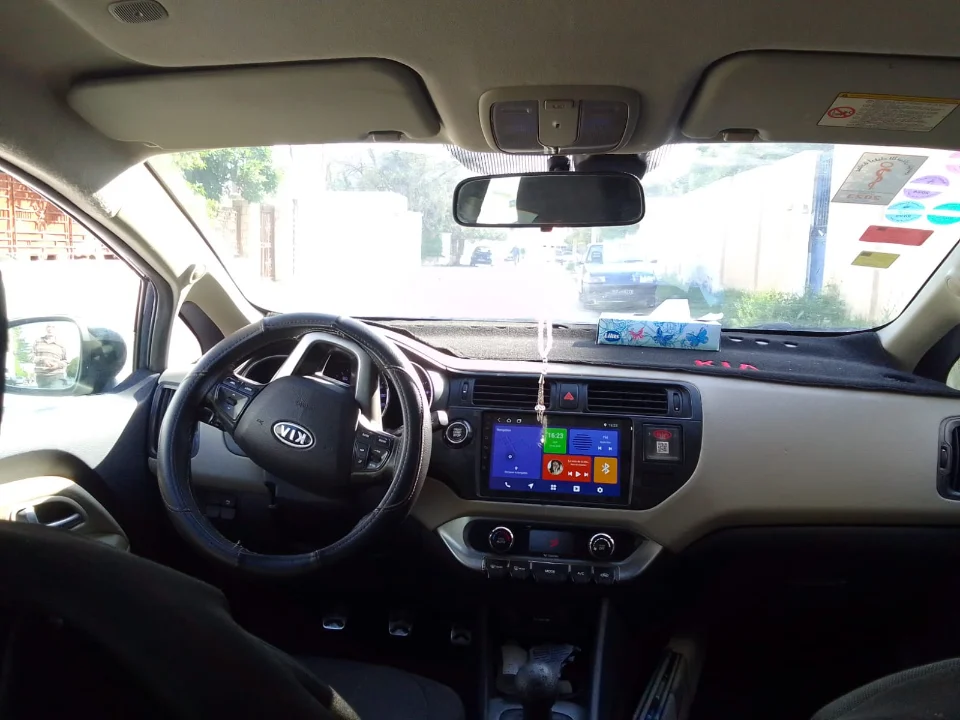 Kia RIO - Photo 4