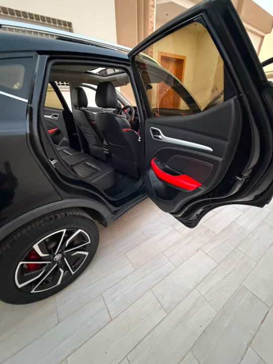 MG MG ZS - Photo 11