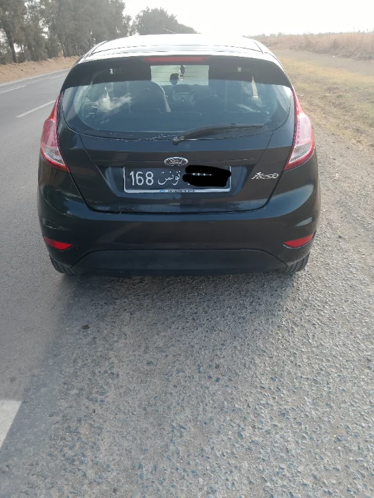 Ford FIESTA - Photo 2