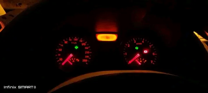 Renault Megane - Photo 5