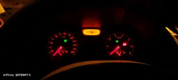 Renault Megane - Photo 5