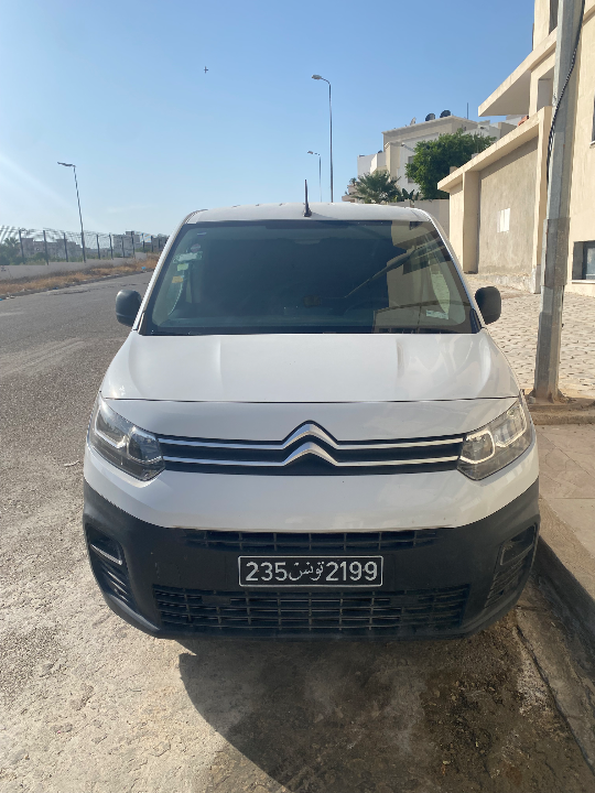 Citroen BERLINGO - Photo 8