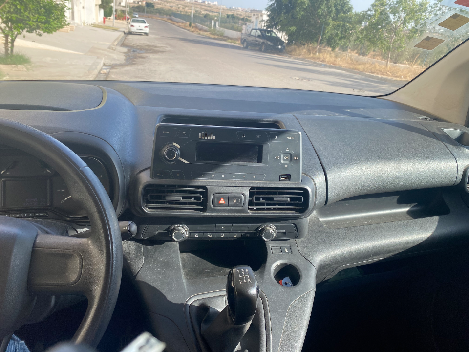 Citroen BERLINGO - Photo 3