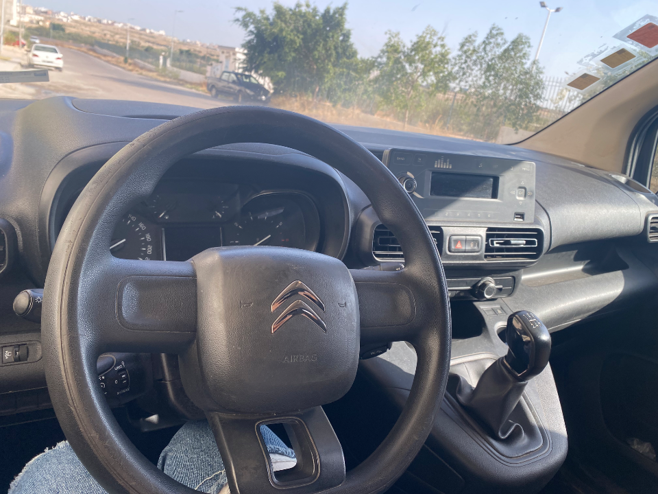 Citroen BERLINGO - Photo 2