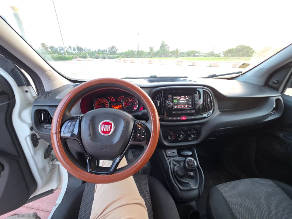 Fiat DOBLO - Photo 4