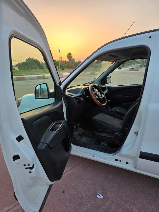 Fiat DOBLO - Photo 3