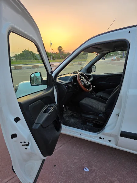 Fiat DOBLO - Photo 3