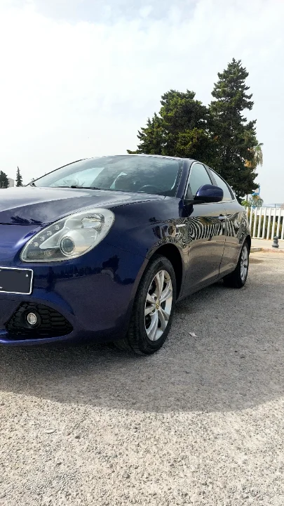 Alfa romeo GIULIETTA - Photo 6