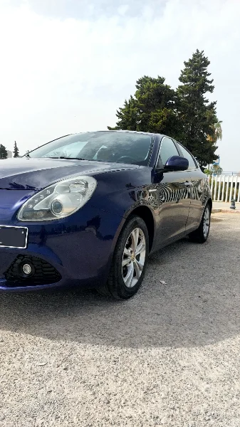 Alfa romeo GIULIETTA - Photo 6