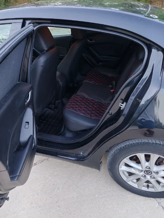 Mazda MAZDA3 - Photo 5