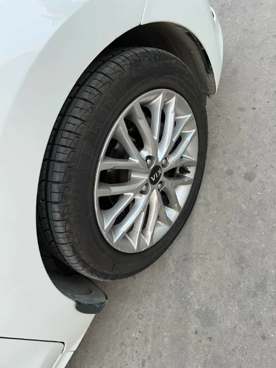 Kia RIO - Photo 11