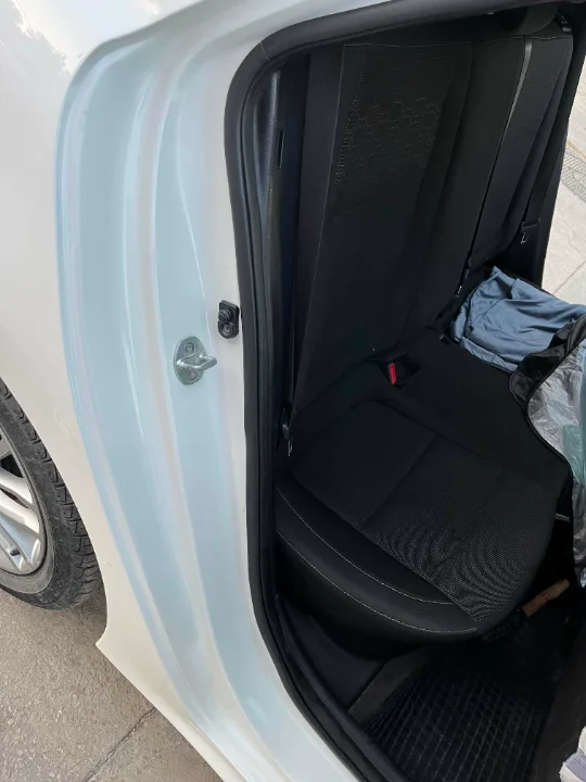 Kia RIO - Photo 6