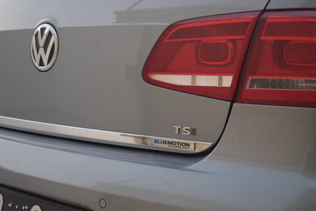 Volkswagen Passat - Photo 9