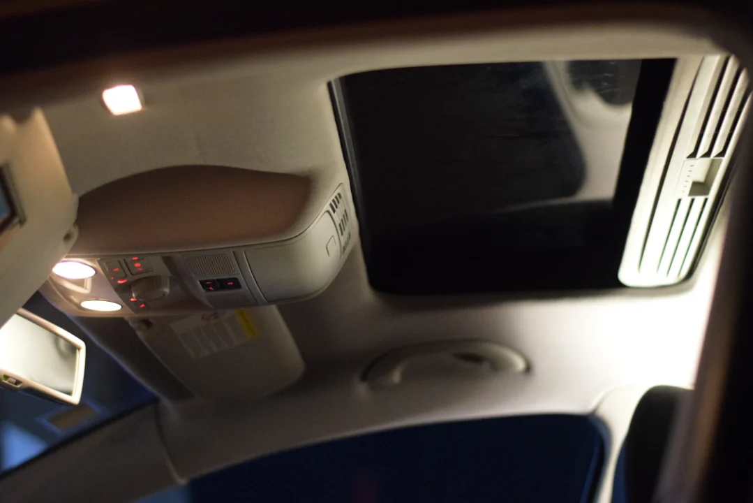 Volkswagen Passat - Photo 2