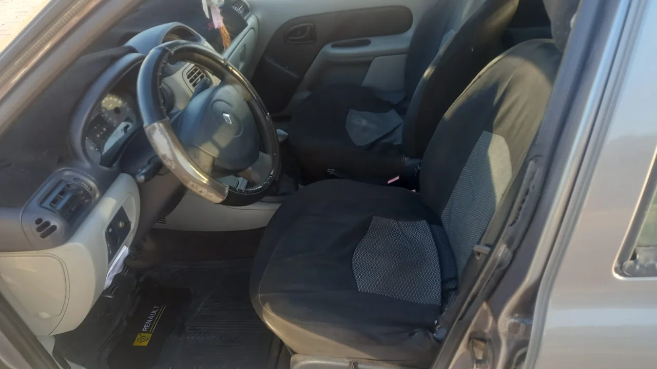 Renault Clio - Photo 6