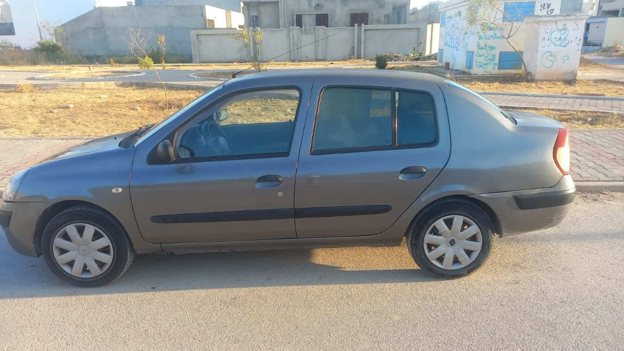 Renault Clio - Photo 5