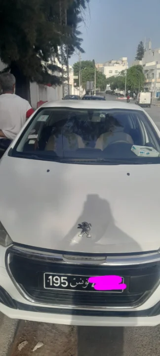 Peugeot 208 - Photo 5