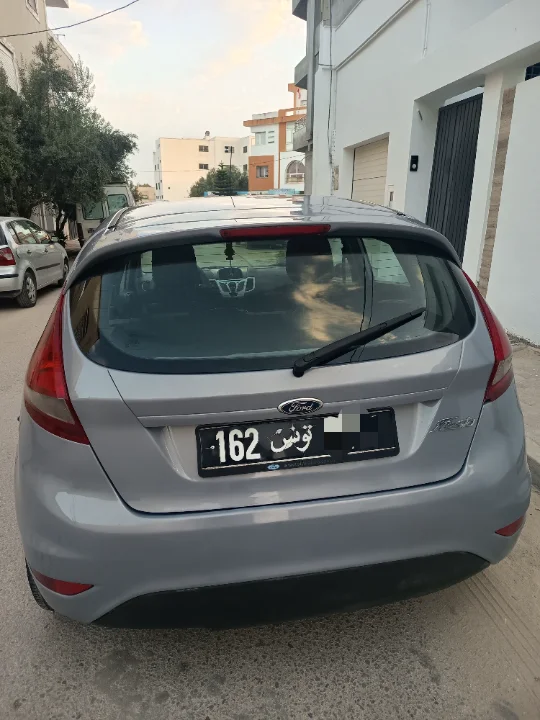 Ford FIESTA - Photo 2