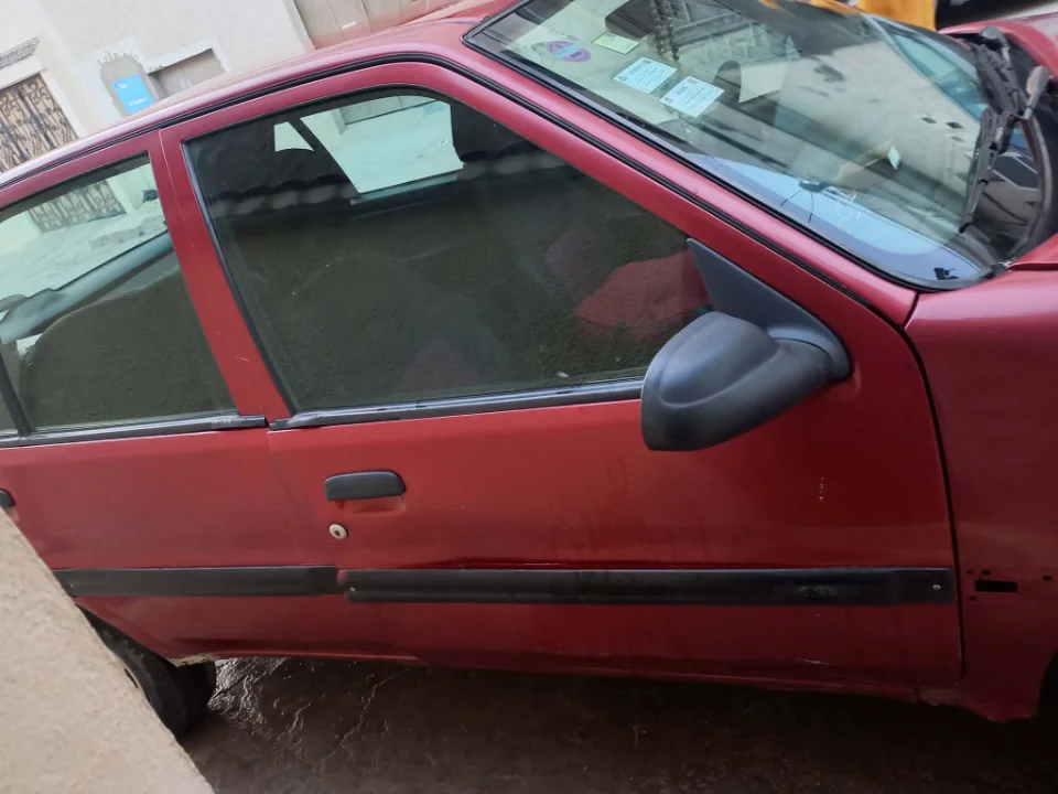Citroen SAXO - Photo 10