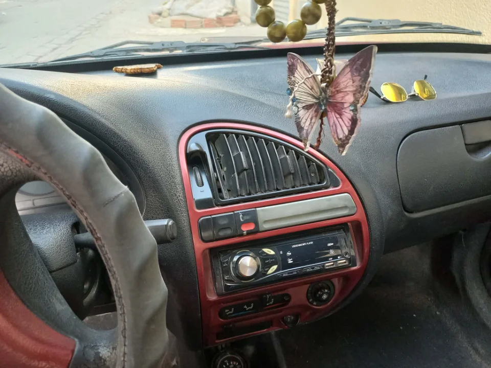 Citroen SAXO - Photo 5