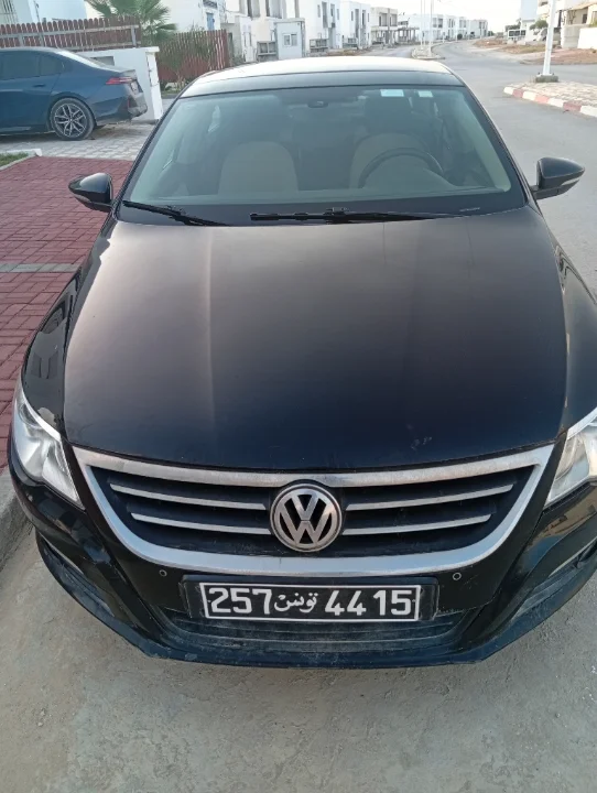 Volkswagen Passat CC 2011