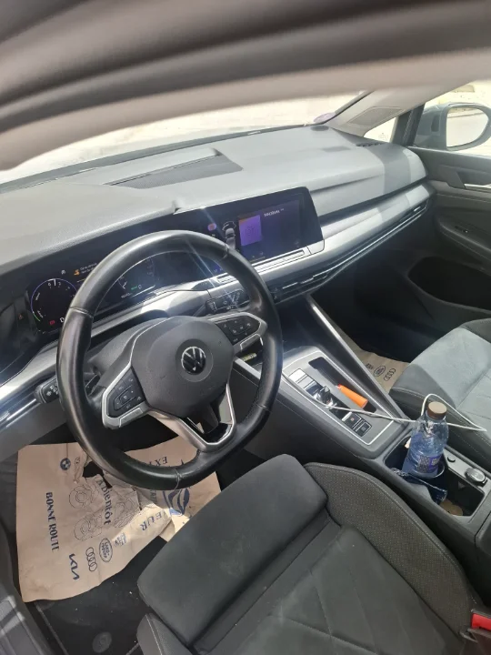 Volkswagen Golf - Photo 4
