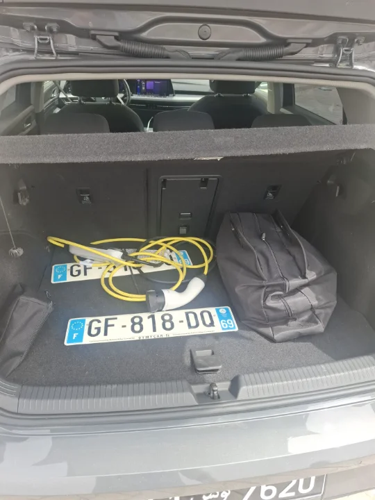 Volkswagen Golf - Photo 2
