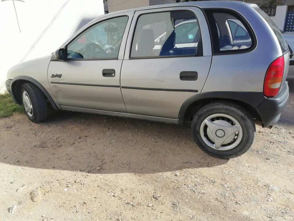 Opel Corsa - Photo 2