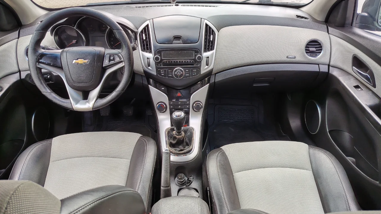 Chevrolet CRUZE - Photo 7