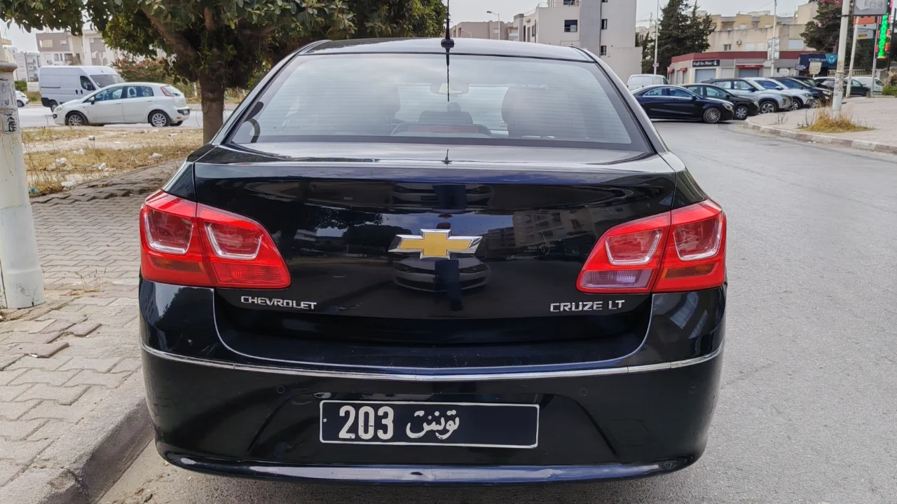Chevrolet CRUZE - Photo 4