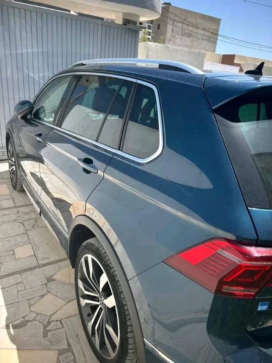 Volkswagen Tiguan - Photo 3