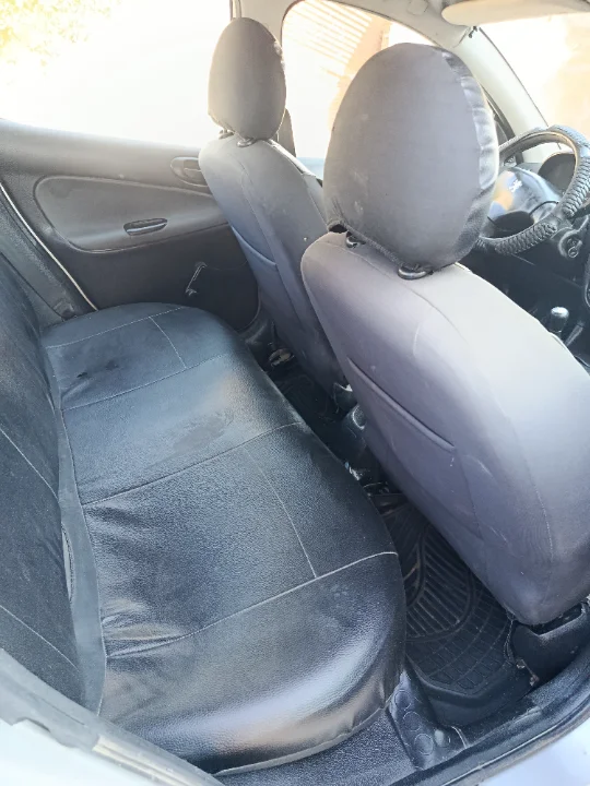 Peugeot 206 - Photo 8