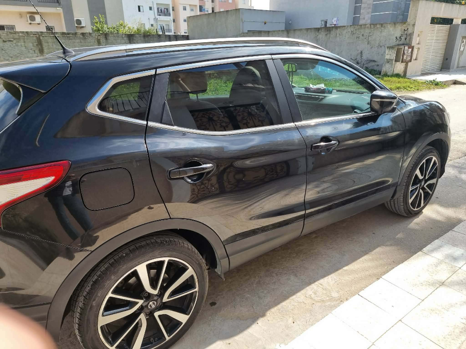Nissan Qashqai - Photo 2