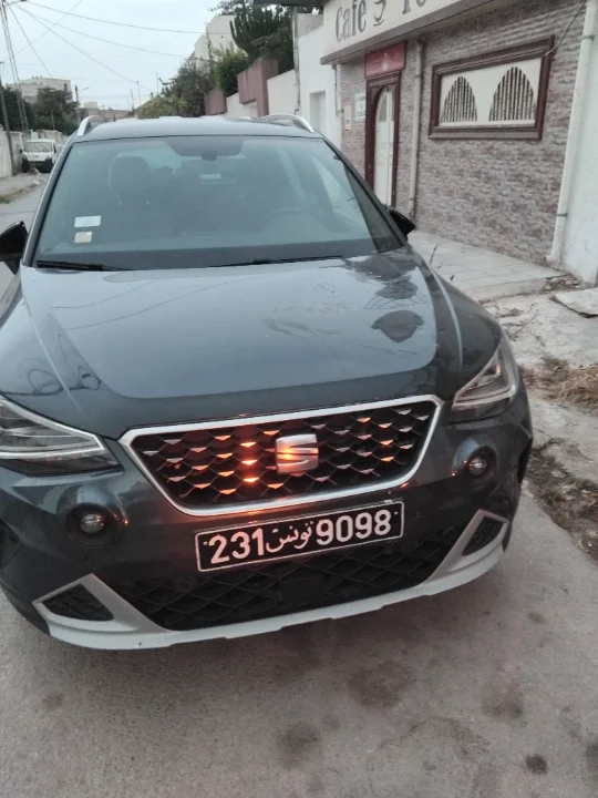 Seat Arona - Photo 6