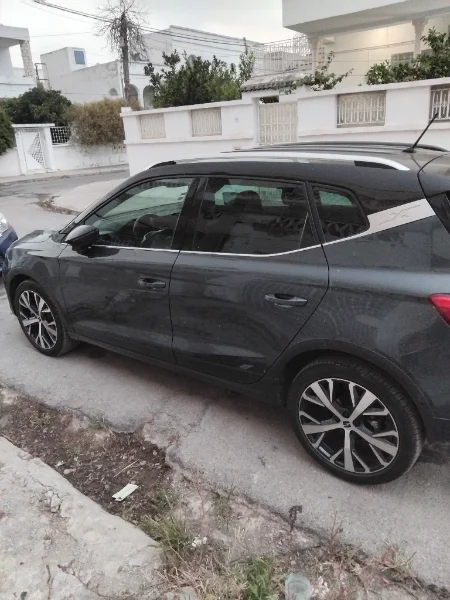 Seat Arona - Photo 5